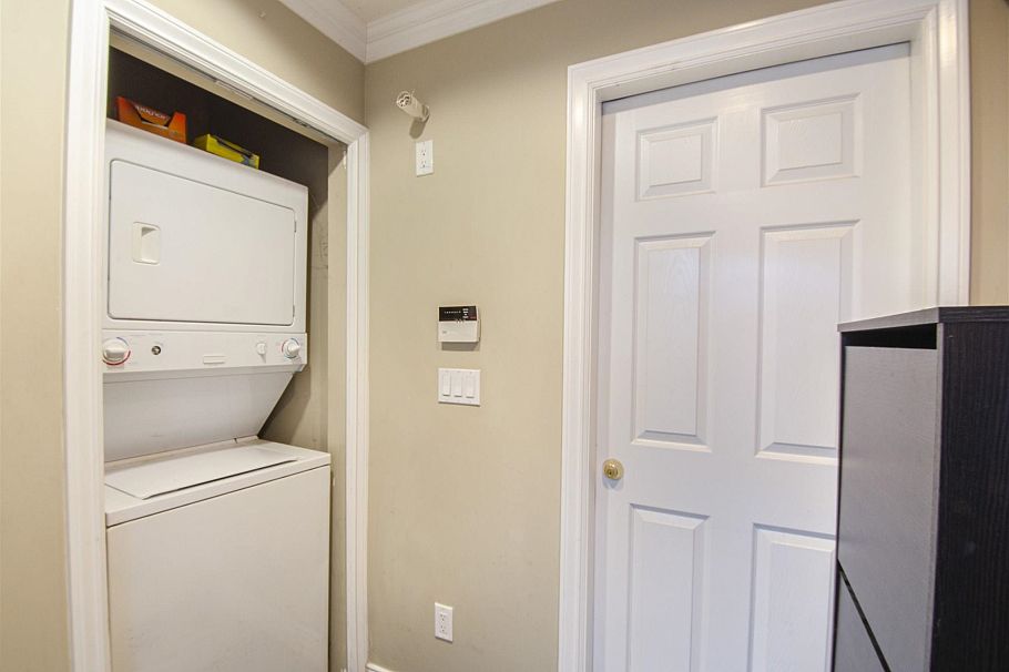 1550 E 1st Avenue Vancouver, BC - 20