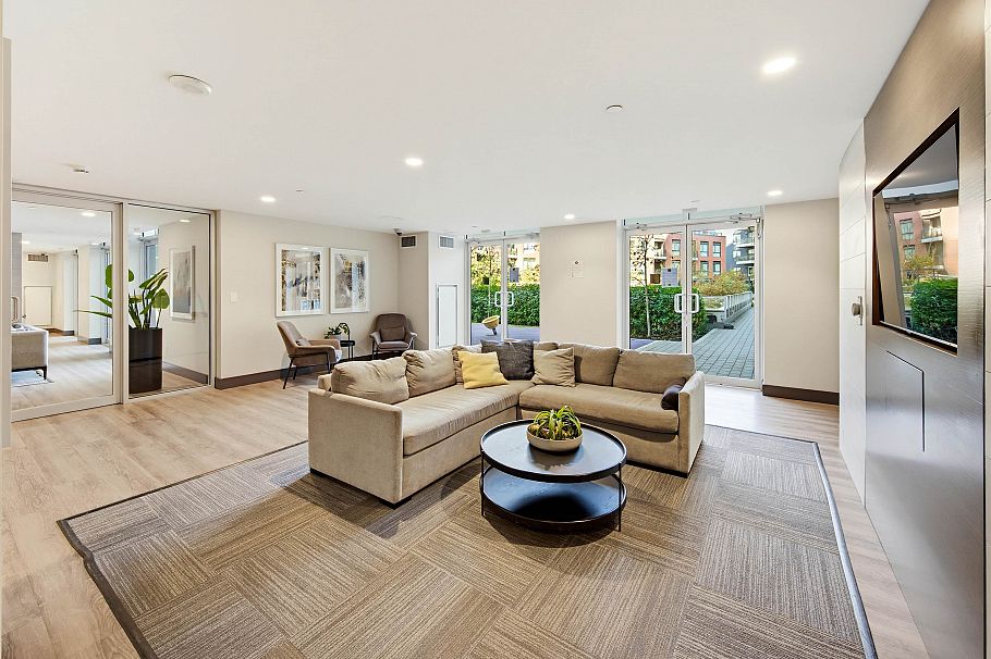 310 3588 Sawmill Crescent Vancouver, BC - 31