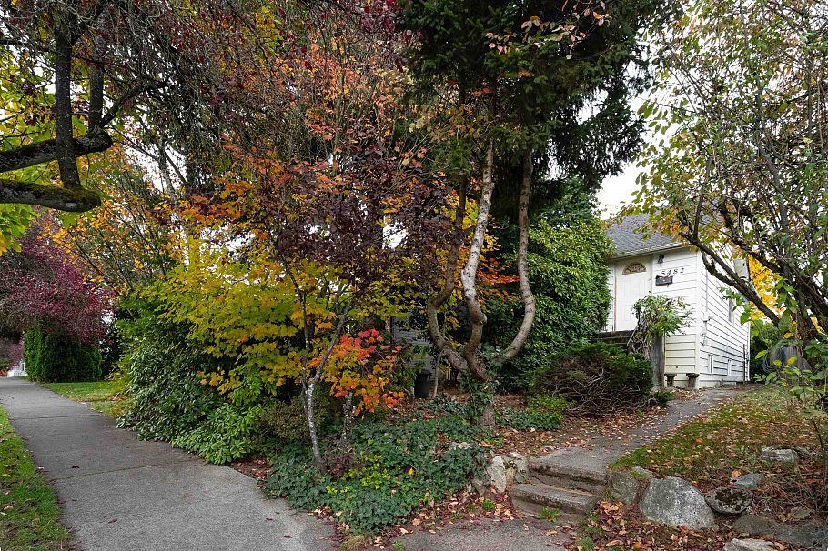 5482 Ross Street Vancouver, BC - 5