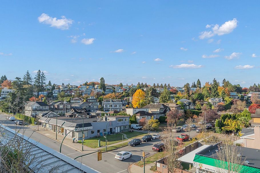 2793 Alamein Avenue Vancouver, BC - 36