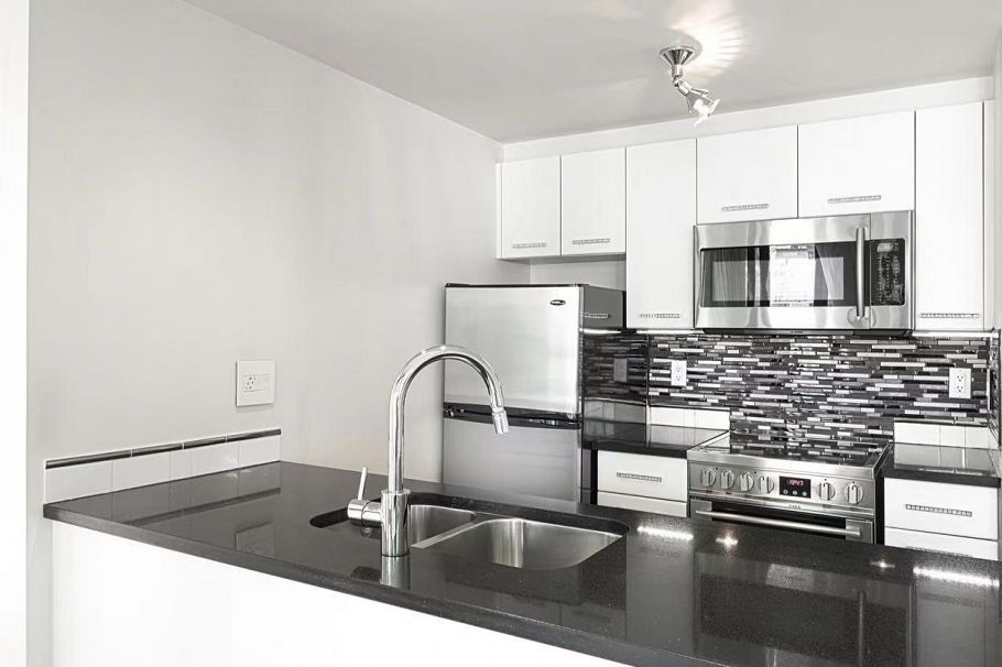 2509 1331 W Georgia Street Vancouver, BC - 9