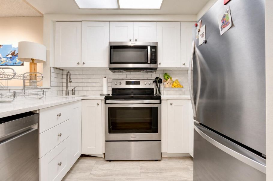 210 1274 Barclay Street Vancouver, BC - 11
