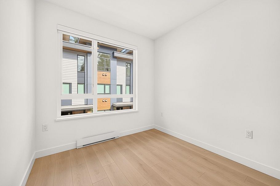 102 932 Lytton Street North Vancouver, BC - 11