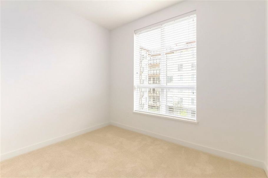 311 3581 Ross Drive Vancouver, BC - 9