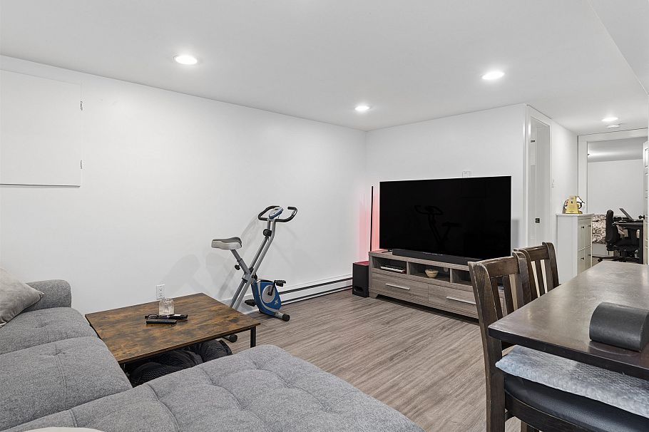 338 E 20th Avenue Vancouver, BC - 28