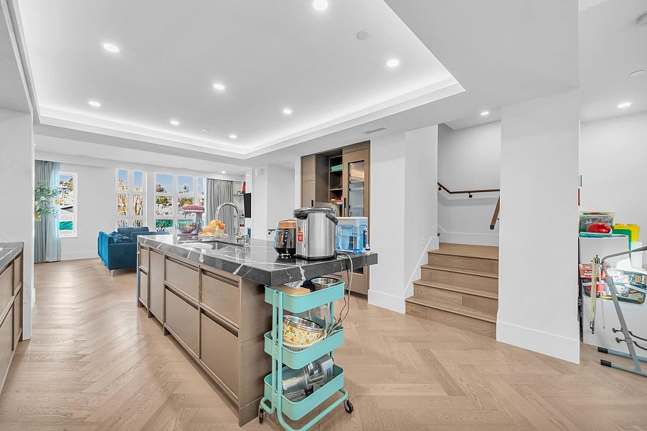 2793 Alamein Avenue Vancouver, BC - 25