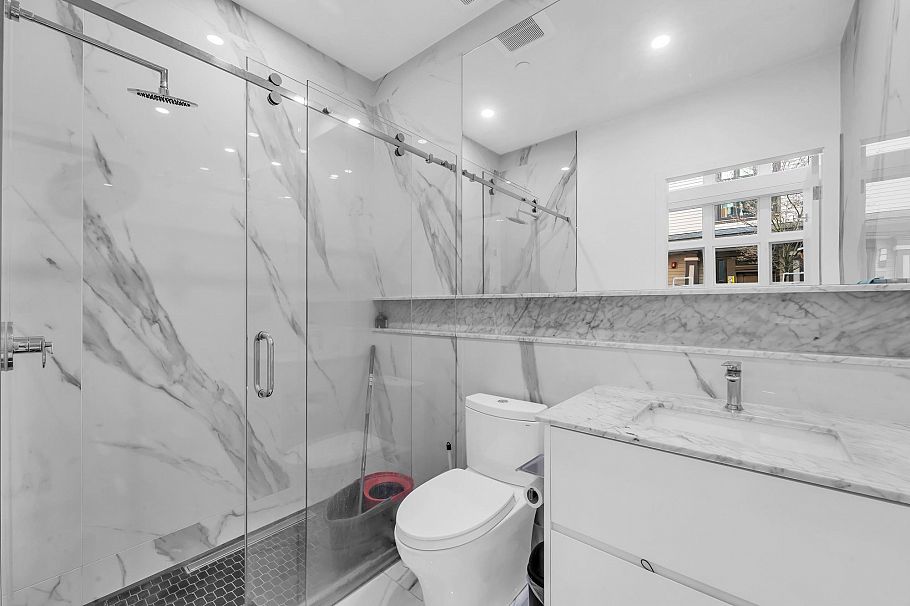 2793 Alamein Avenue Vancouver, BC - 31