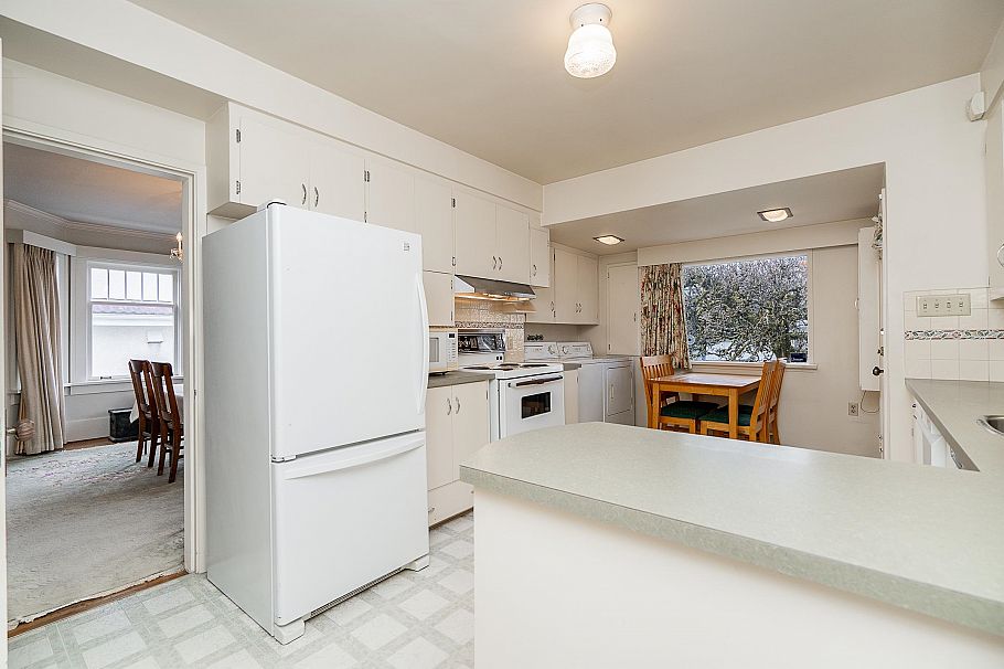 1969 W 43rd Avenue Vancouver, BC - 9