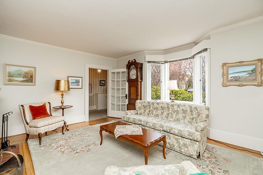 1969 W 43rd Avenue Vancouver, BC - 6