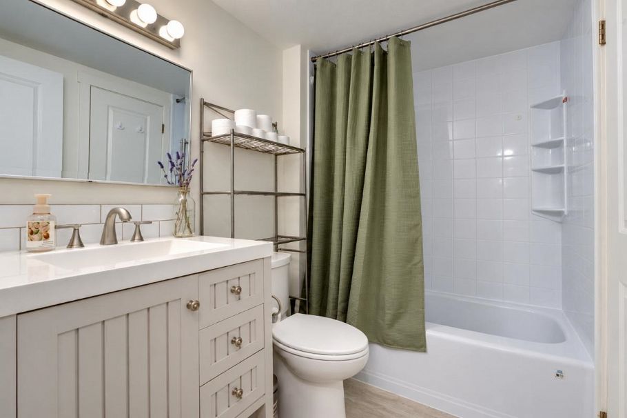 210 1274 Barclay Street Vancouver, BC - 16
