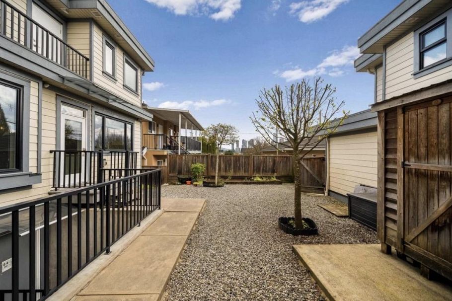 3124 GRAVELEY STREET, Vancouver BC V3T 1A8 Vancouver, BC - 17