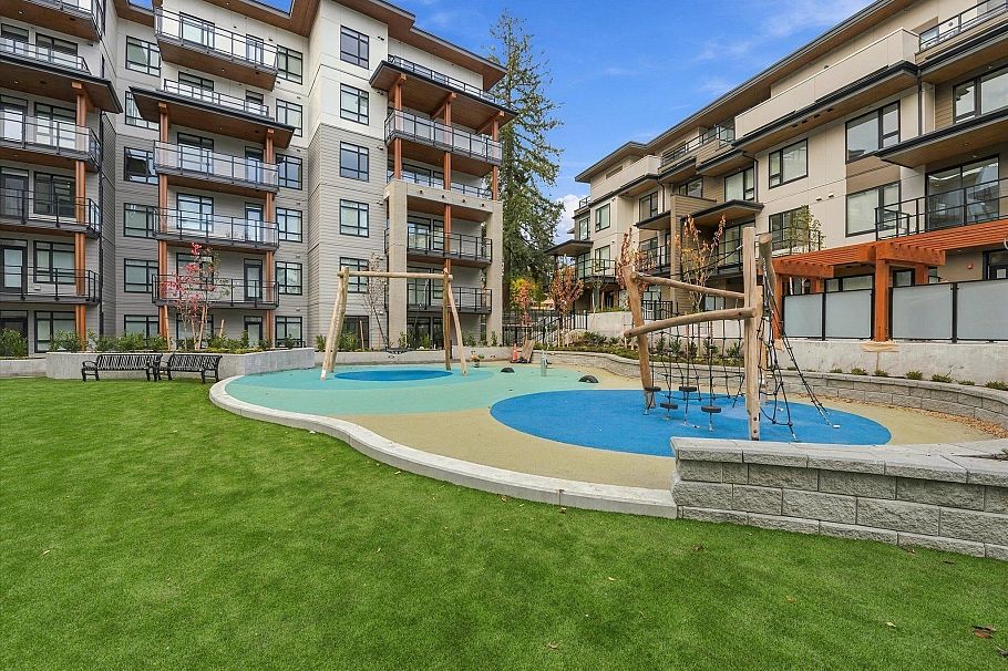 110 954 Lytton Street North Vancouver, BC - 37