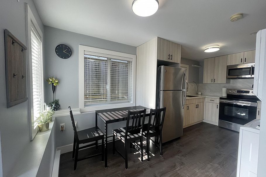 3124 GRAVELEY STREET, Vancouver BC V3T 1A8 Vancouver, BC - 3