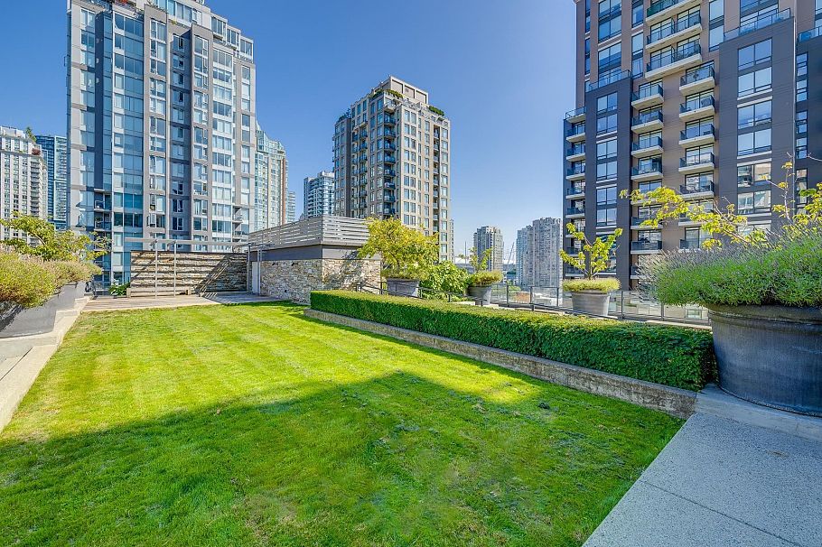 407 1088 Richards Street Vancouver, BC - 14