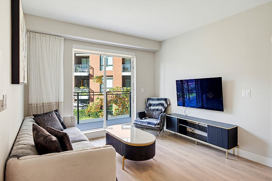 310 3588 Sawmill Crescent Vancouver, BC - 2
