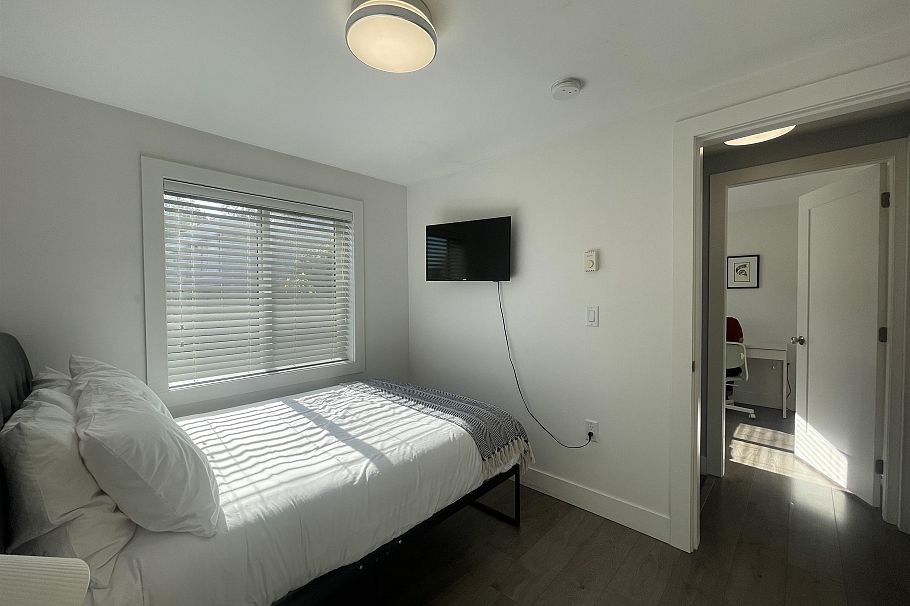 3124 GRAVELEY STREET, Vancouver BC V3T 1A8 Vancouver, BC - 8