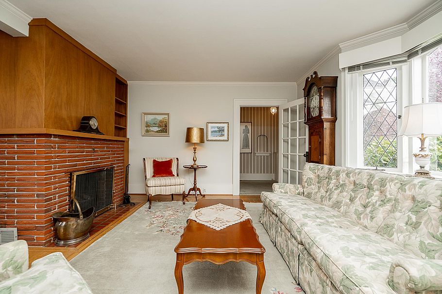 1969 W 43rd Avenue Vancouver, BC - 5