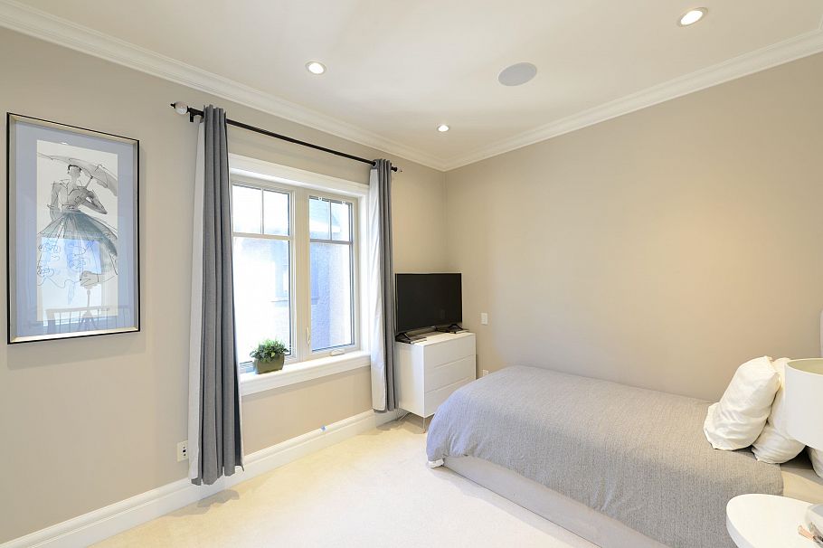 3759 W 31st Avenue Vancouver, BC - 18