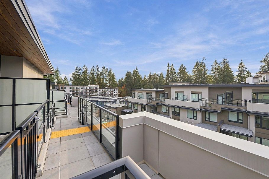 110 954 Lytton Street North Vancouver, BC - 16