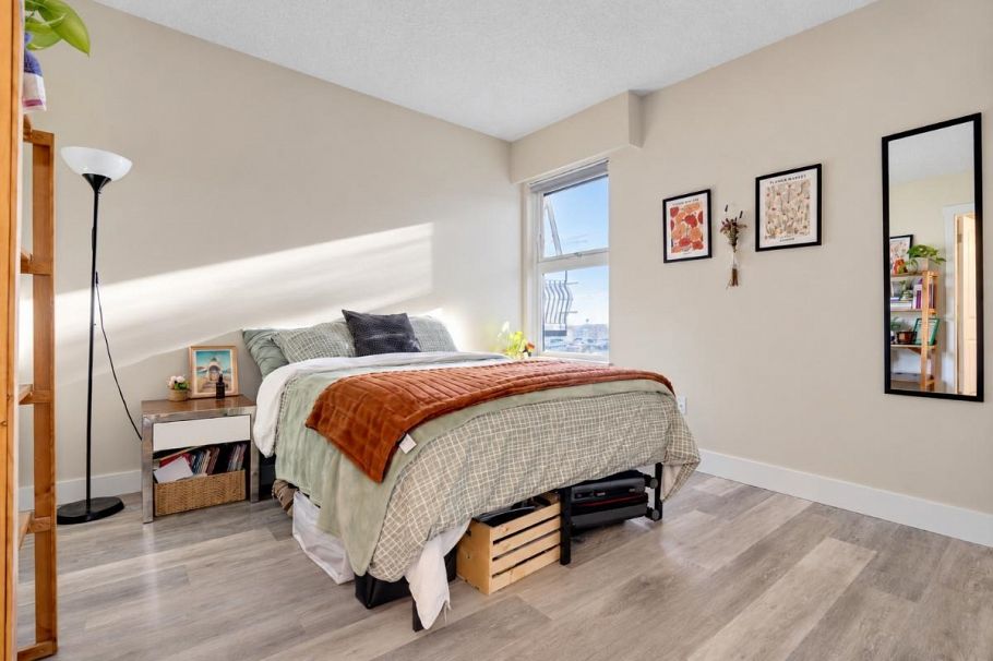 210 1274 Barclay Street Vancouver, BC - 24