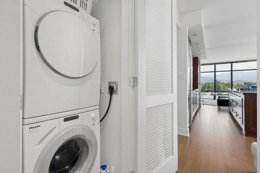 1001 1863 Alberni Street Vancouver, BC - 25