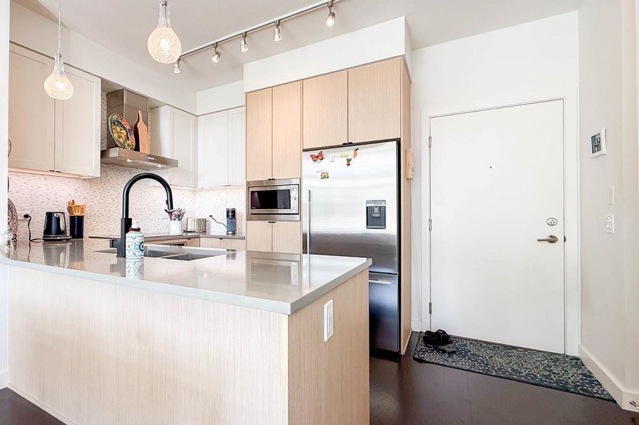 402 3205 MOUNTAIN, North Vancouver BC V7K 0A3 North Vancouver, BC - 18