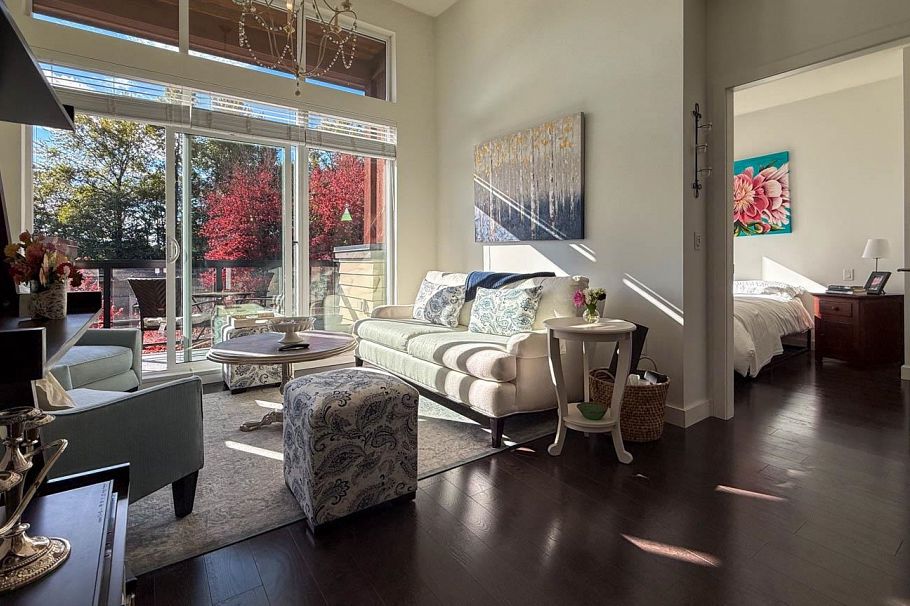 402 3205 MOUNTAIN, North Vancouver BC V7K 0A3 North Vancouver, BC - 1