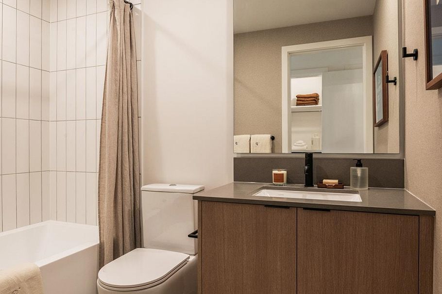 103 934 Lytton Street North Vancouver, BC - 21
