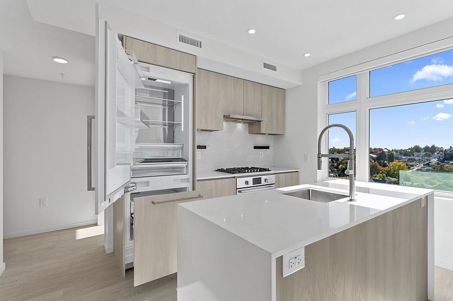 603 3264 Vanness Street Vancouver, BC - 5