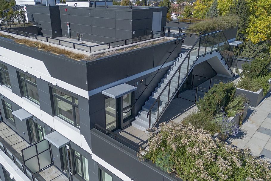 602 3264 Vanness Street Vancouver, BC - 22