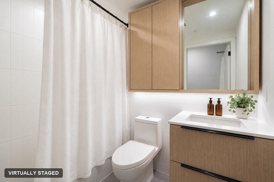 212 2520 Guelph Street Vancouver, BC - 13