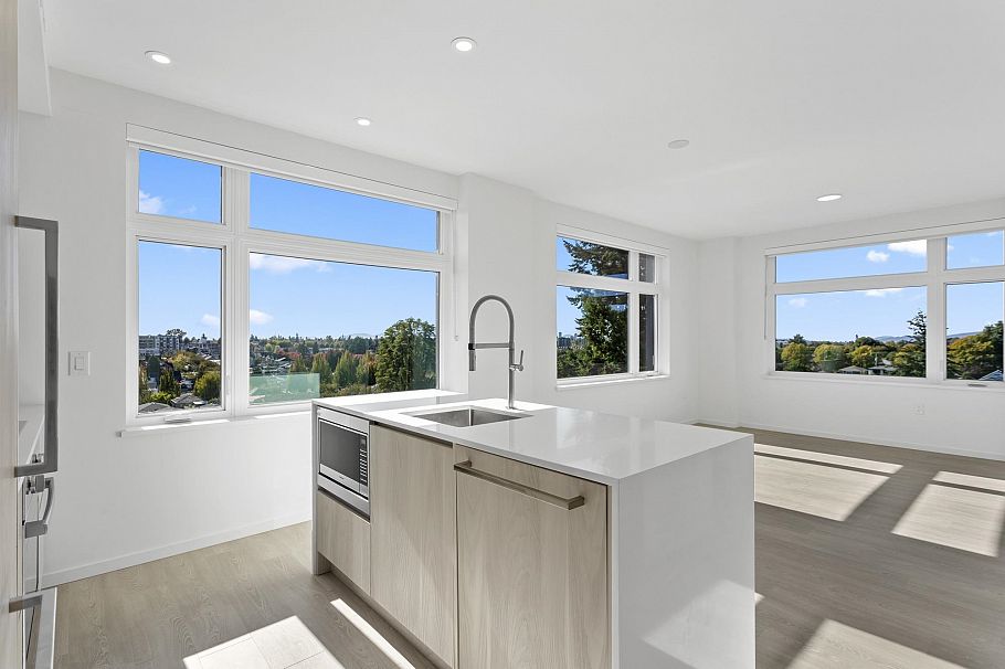 603 3264 Vanness Street Vancouver, BC - 9