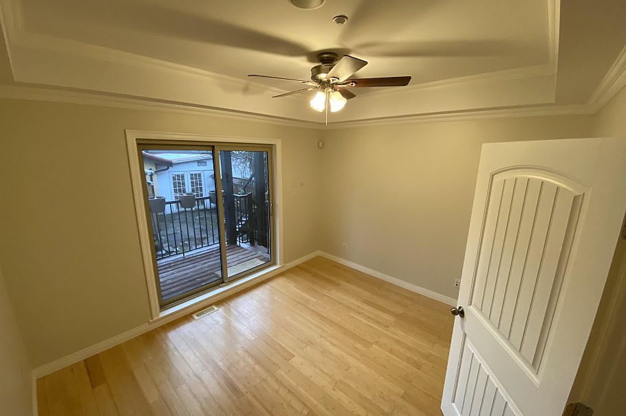 2638 Charles Street Vancouver, BC - 31