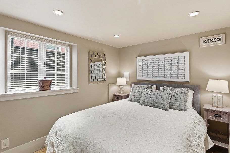 1971 W 36th Avenue Vancouver, BC - 22