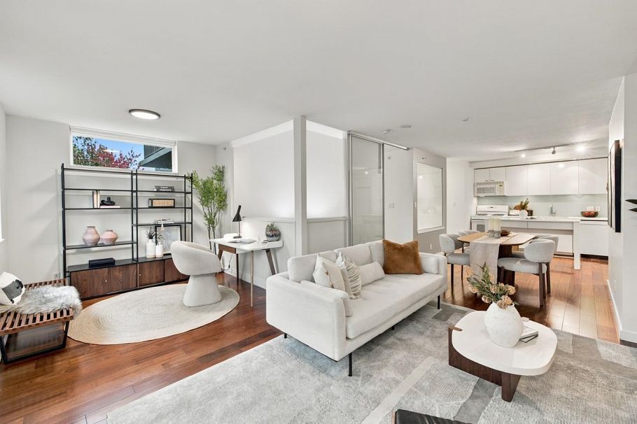 409 328 E 11th Avenue Vancouver, BC - 1
