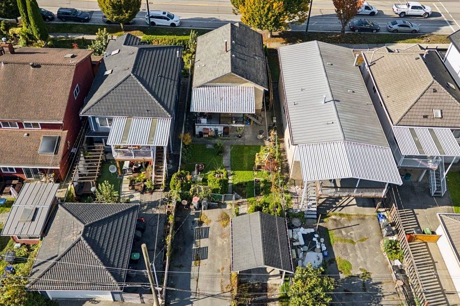 850 Nanaimo Street Vancouver, BC - 6