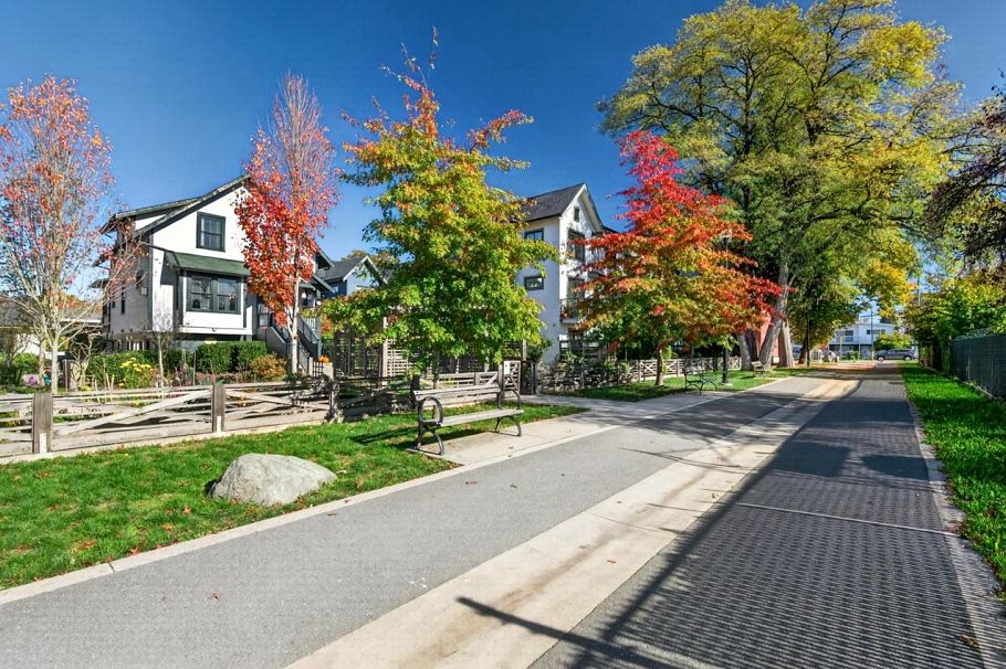 13 5821 Wales Street Vancouver, BC - 21