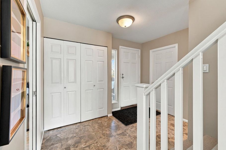 806 Roche Point Drive North Vancouver, BC - 8