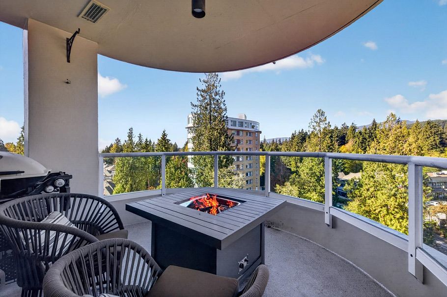 903 995 Roche Point Drive North Vancouver, BC - 12