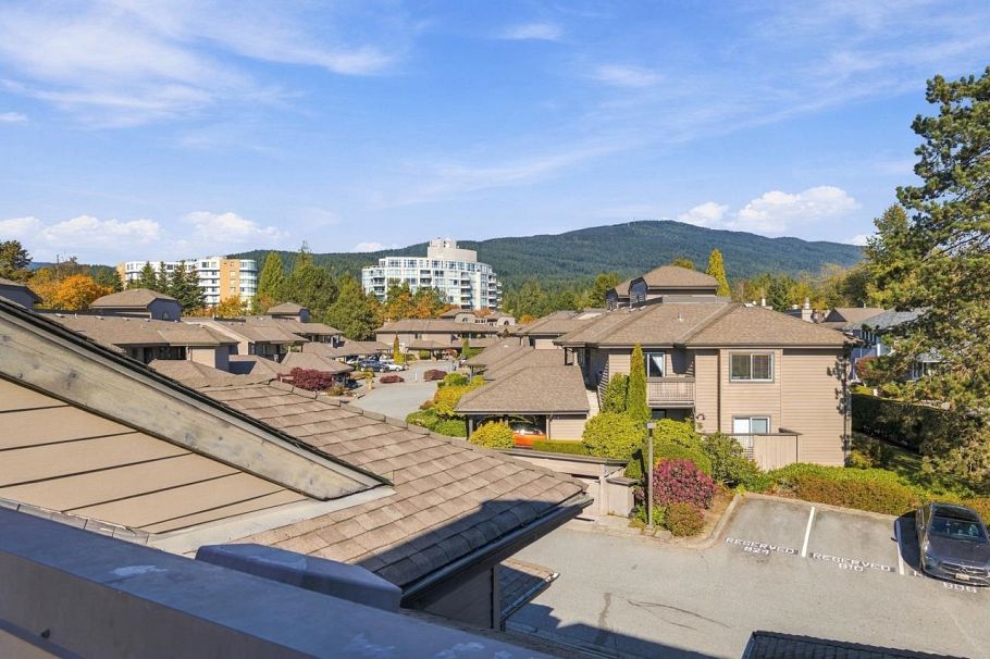 806 Roche Point Drive North Vancouver, BC - 35