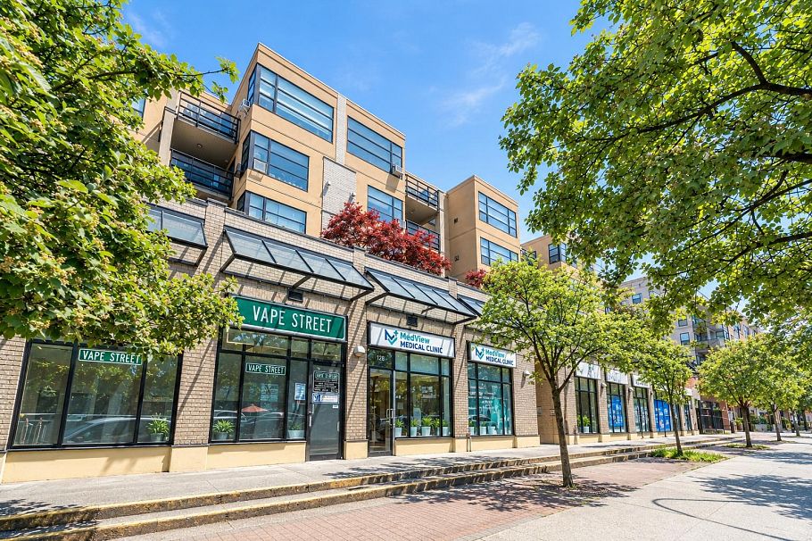 404 124 W 3rd Street North Vancouver, BC - 14