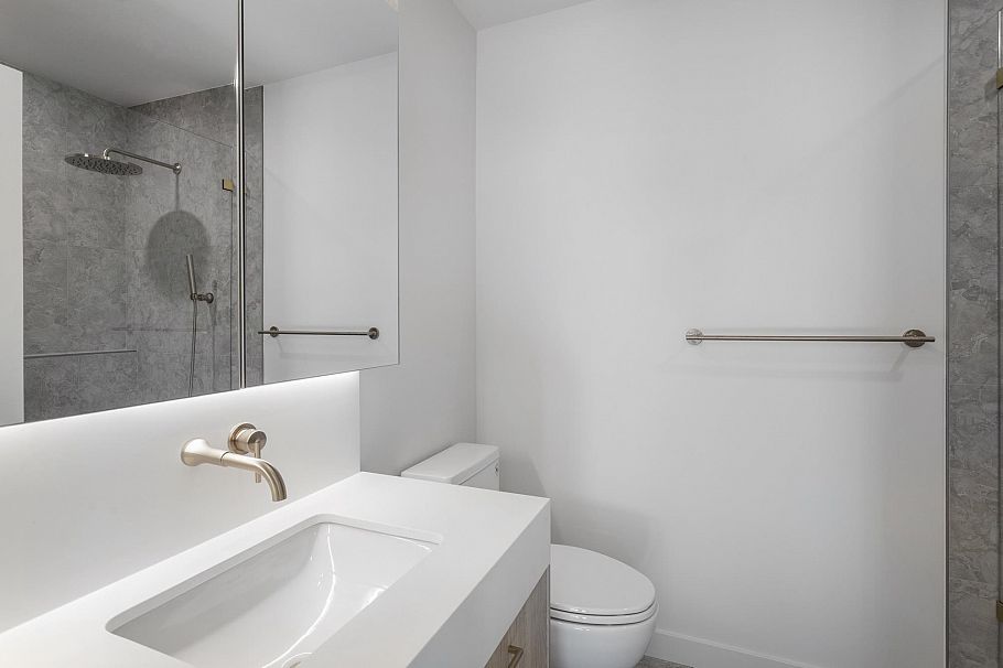 234 602 E 2nd Street North Vancouver, BC - 18