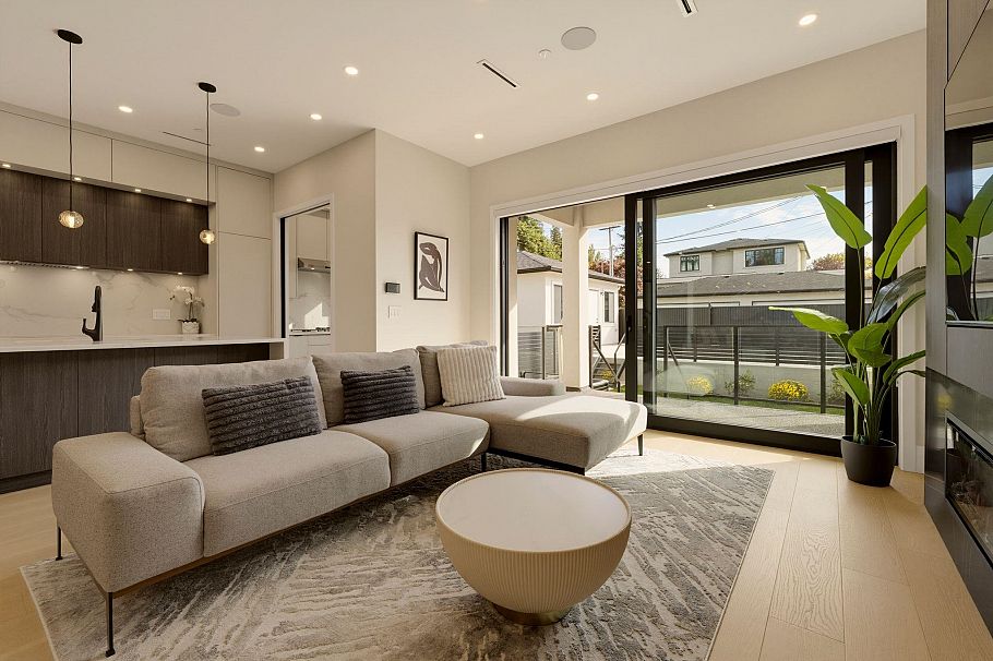 2118 W 21st Avenue Vancouver, BC - 3