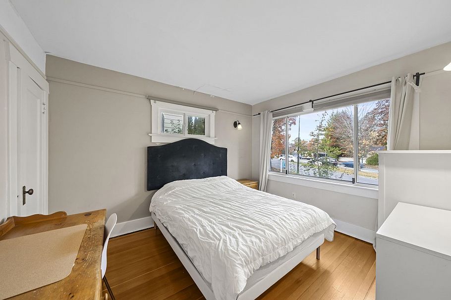 3588 W King Edward Avenue Vancouver, BC - 8