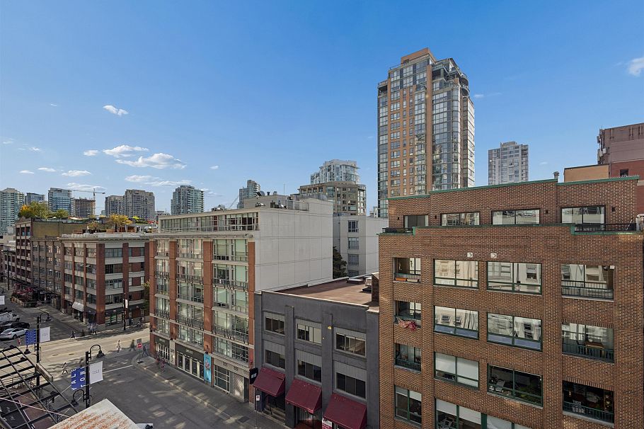 503 1228 Homer Street Vancouver, BC - 24