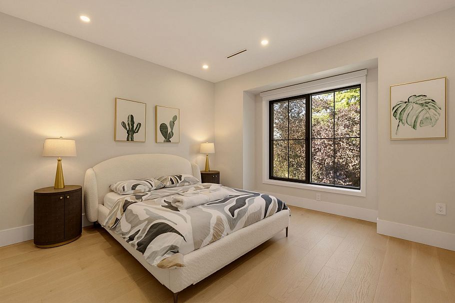 2118 W 21st Avenue Vancouver, BC - 23