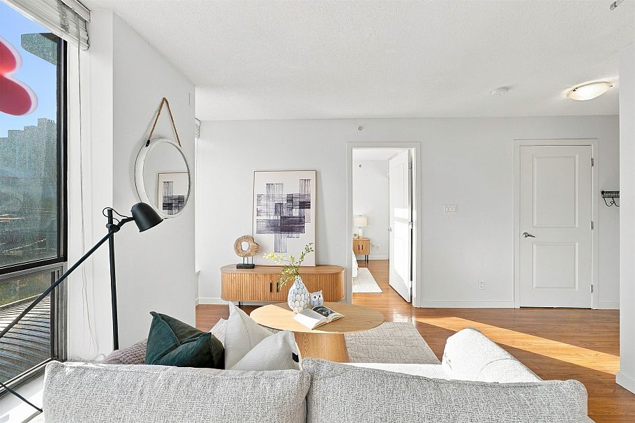 709 1068 W Broadway Vancouver, BC - 10