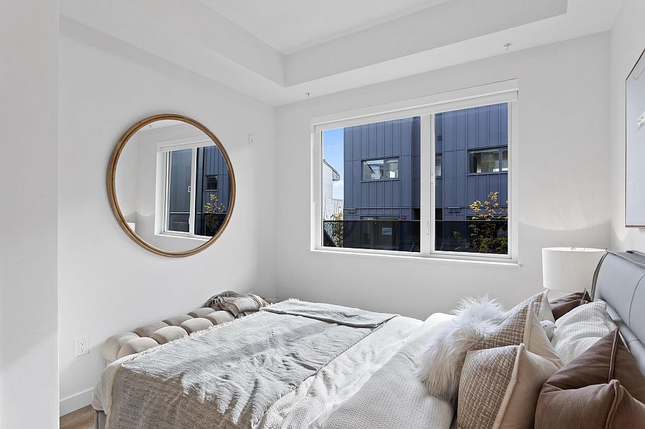 235 602 E 2nd Street North Vancouver, BC - 16