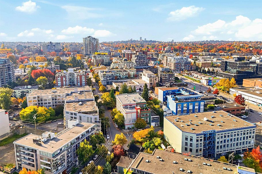 307 272 E 4th Avenue Vancouver, BC - 7