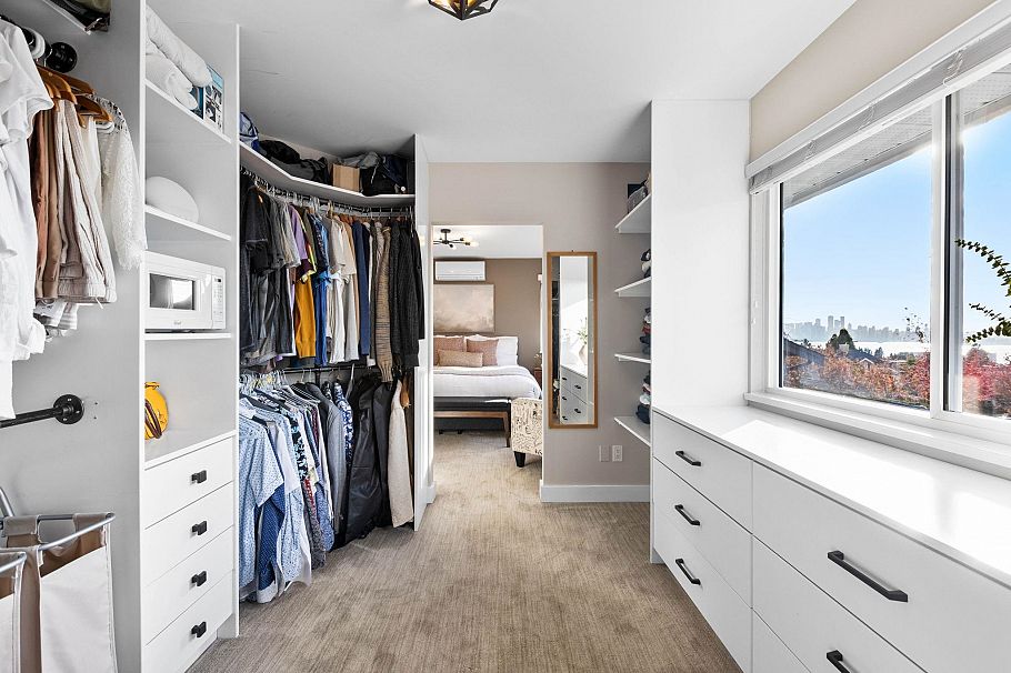 1417 Jones Avenue North Vancouver, BC - 16